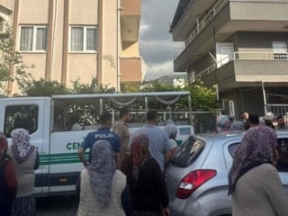 Hatay'da eşinin tüfekle vurduğu kadın öldü