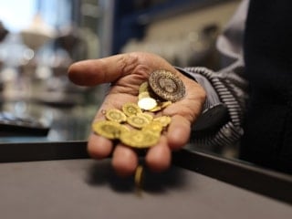 Altın fiyatları düşüşte: Ons ve gram altında son durum