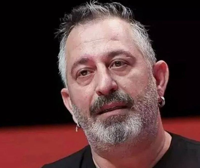 Cem Yılmaz Çağlar Çorumlu'yu anlattı: Tehlikeli bir oyuncu