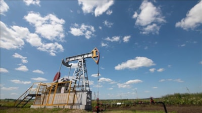 Brent petrolün varili 104,61 dolarda