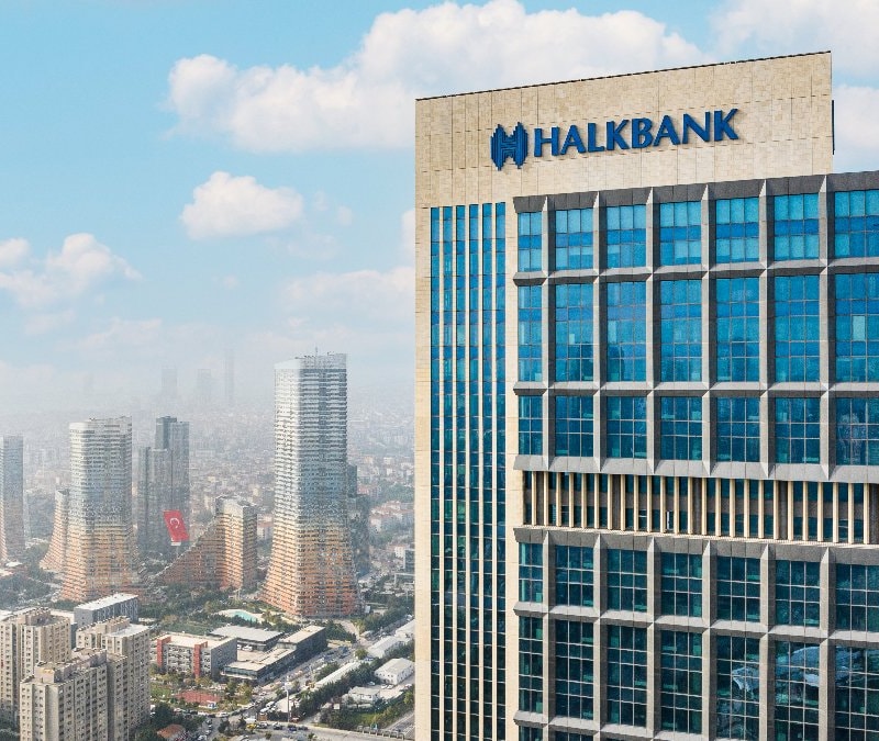 Halkbank, 88 yıldır Türkiye'nin kalkınma yolculuğuna eşlik ediyor