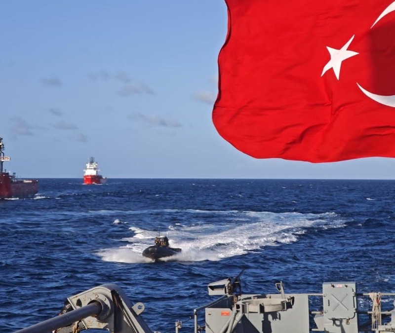 Mehmetçik, Somali'de Çağrı Bey'e refakat ediyor