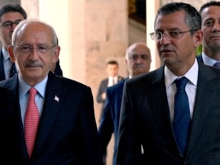 Kemal Kılıçdaroğlu ile Özgür Özel telefonda görüştü