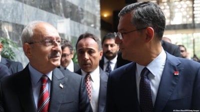 CHP Genel Başkanı Kemal Kılıçdaroğlu ile Özgür Özel telefonda görüştü