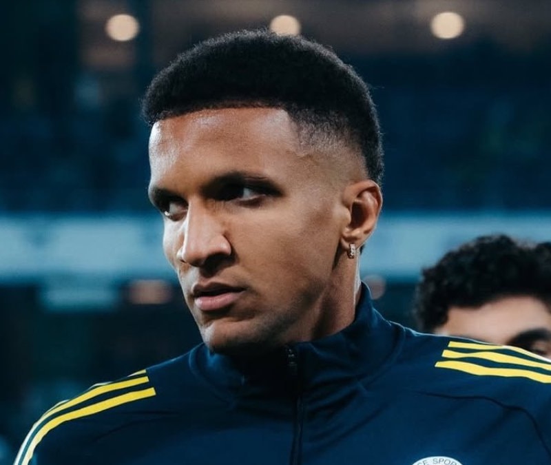 Fenerbahçe'de Rodrigo Becao'ya ülkesinden talip çıktı
