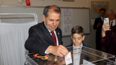 Seçime tek aday girmişti: Dursun Özbek oyunu kullandı