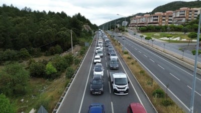 Muğla'da bayram yoğunluğu: Kilometrelerce araç kuyruğu oluştu