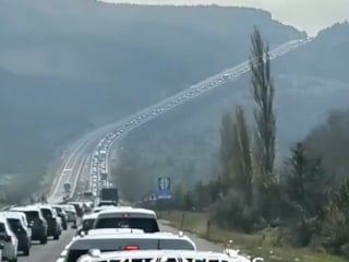 İstanbul'da bayram telaşı: Kent çıkışında yoğunluk oluştu