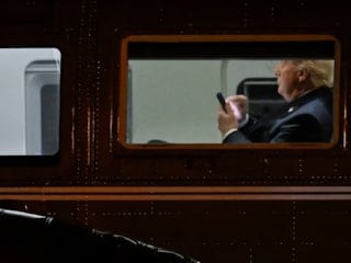 Donald Trump’ın çıkarmaya hazırlandığı telefon, piyasaya sürülemeden skandala karıştı