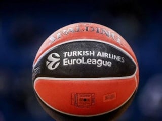 Basketbol Avrupa Ligi yönetiminden, Dörtlü Final'de skandal yönetim performansı