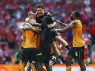 Hull City, Premier Lig'e yükseldi