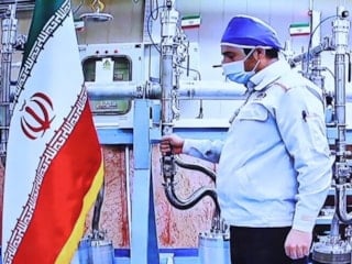 New York Times: İran yüksek derecede zenginleştirilmiş uranyum stokundan vazgeçti