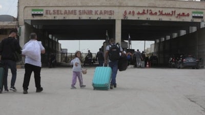 Suriyelilerin gönüllü dönüşü bayram öncesi de sürüyor