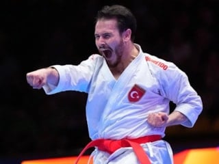 Avrupa Karate Şampiyonası'nda Enes Özdemir altın madalya aldı