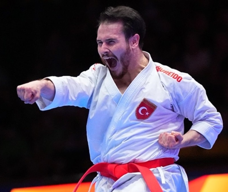 Avrupa Karate Şampiyonası'nda Enes Özdemir altın madalya aldı