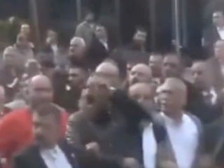 CHP Genel Merkezi önünde küfürler havada uçuştu
