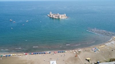 Mersin sahillerinde yoğunluk başladı