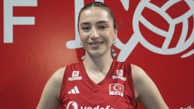 Saliha Şahin ile Dilay Özdemir, yaz sezonu için heyecanlı