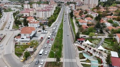 Türkiye’nin geçiş güzergahı Yozgat’ta bayram trafiği yoğunluğu