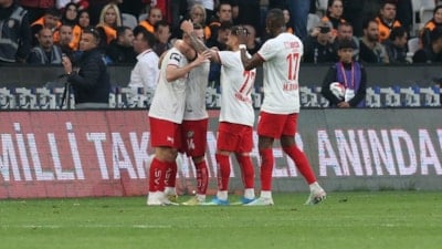 Esenler Erokspor’u yenen Çorum FK Süper Lig’e yükseldi