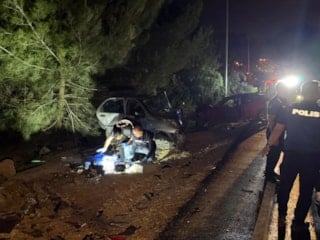 Adana'da feci kazada karı koca öldü, 4 yaşındaki çocukları yaralandı