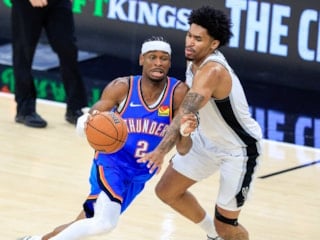 San Antonio Spurs, Oklahoma City Thunder'ı yenerek seriyi 2-2 yaptı