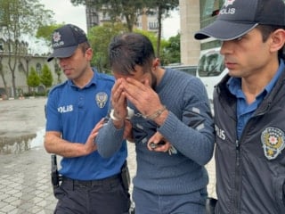 Samsun'da alacak kavgası: Müteahhidi yaralayıp inşaatı ateşe verdi