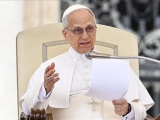 Papa, yapay zekanın geliştirilmesinin yavaşlatılması için genelge yayımladı