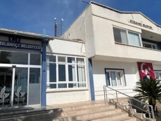 Güzelbahçe Belediyesi'ne operasyon: 17 yıllık rüşvet çarkı deşifre oldu