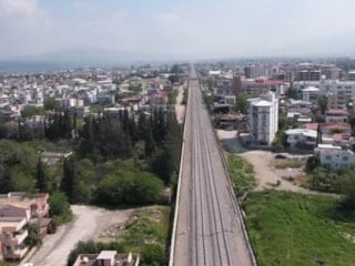 Hızlı tren projesi, Mersin limanlarını Orta Koridor ve Kalkınma Yolu'na ulaştıracak