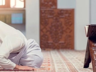 İstanbul Müftülüğü, kadınların bayram namazı kılabileceği camilerin listesini paylaştı