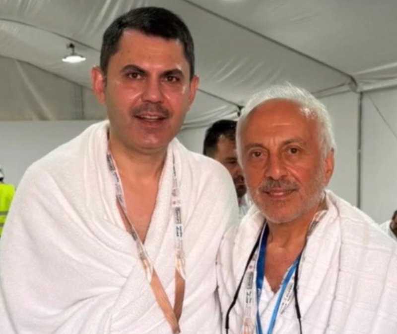 Murat Kurum, hac vazifesi için kutsal topraklarda
