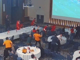 Fenerbahçe'nin son dakikada yediği gole Galatasaraylıların tepkisi gündem oldu