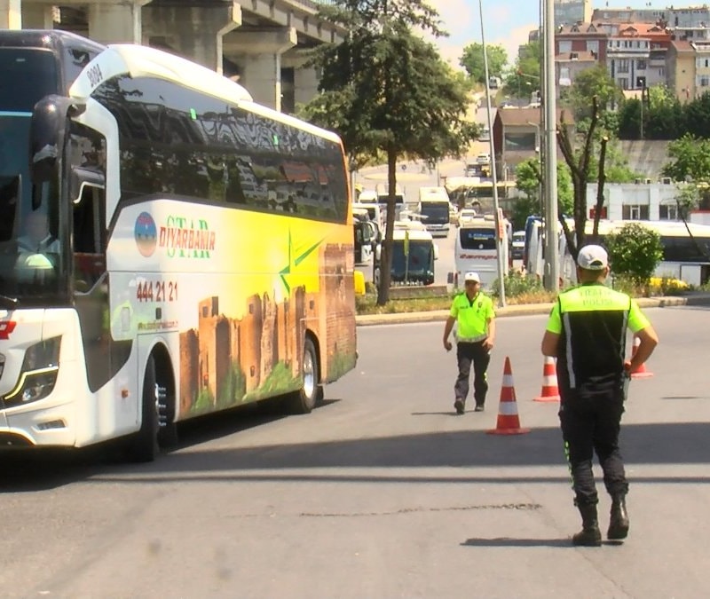 İstanbul'da bayram öncesi trafik denetimleri sürüyor