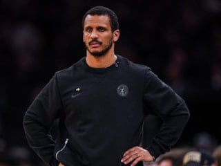 NBA'de sezonun başantrenörü ödülünü Joe Mazzulla aldı