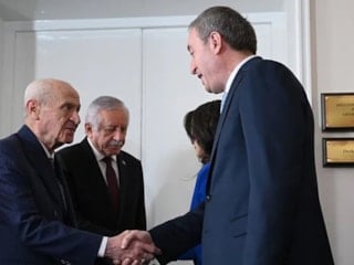Devlet Bahçeli, Tuncer Bakırhan'la bayramlaştı