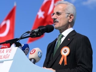 Akdeniz’den Avrupa’ya uzanan Antalya-Alanya Otoyolu’nda çalışmalar hızlandı