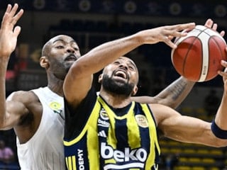 Erokspor yenen Fenerbahçe seride öne geçti