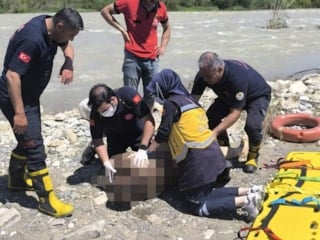 Adana'da serinlemek için çaya giren kişi yaşamını yitirdi