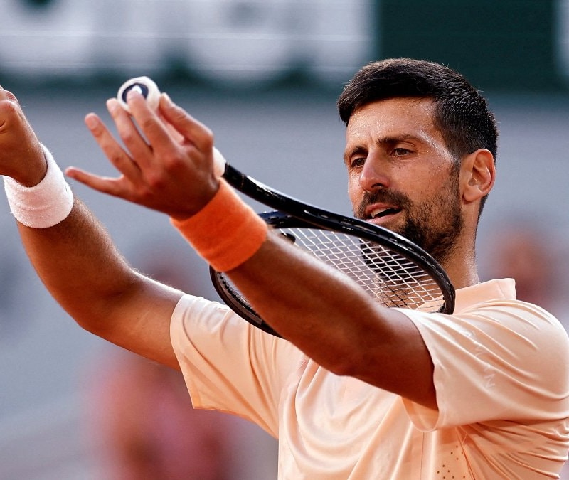 Alexander Zverev ve Novak Djokovic, Fransa Açık'ta üçüncü tura çıktı