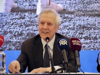 Tarih verdi! Aziz Yıldırım'dan santrfor transferi için açıklama