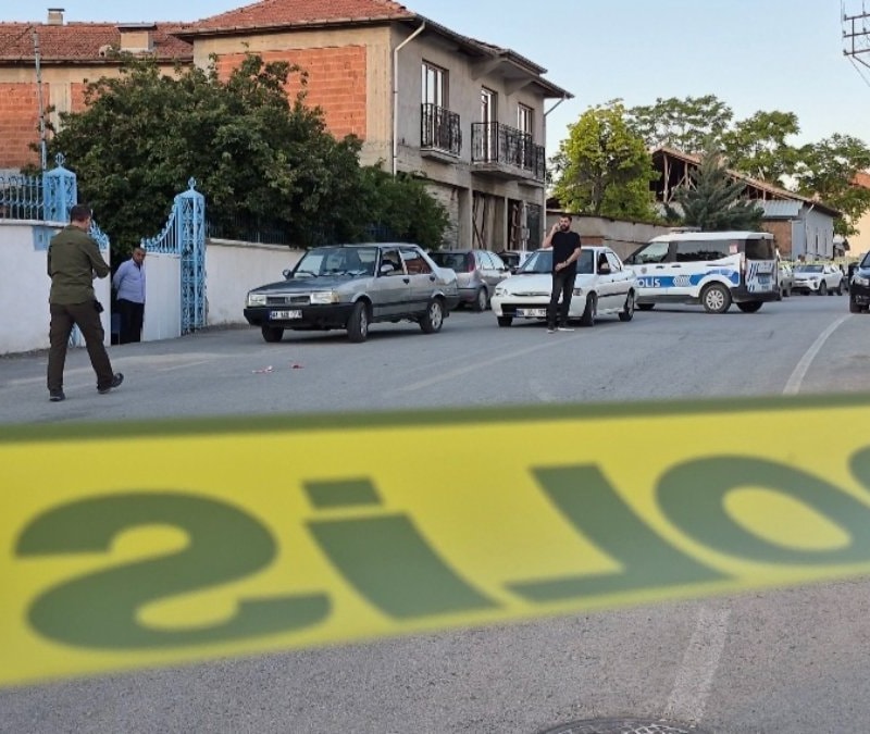 Malatya'da 2 sürücünün trafik anlaşmazlığı kanlı bitti: Silah ve bıçak çektiler