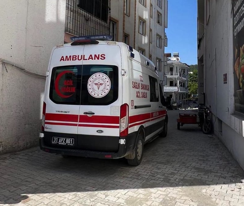 Hatay'da 3 yaşındaki çocuk, madde bağımlısı baba tarafından öldürüldü