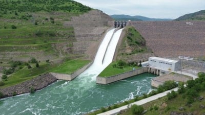 Elazığ’da üç barajda kontrollü su tahliyesi sürüyor