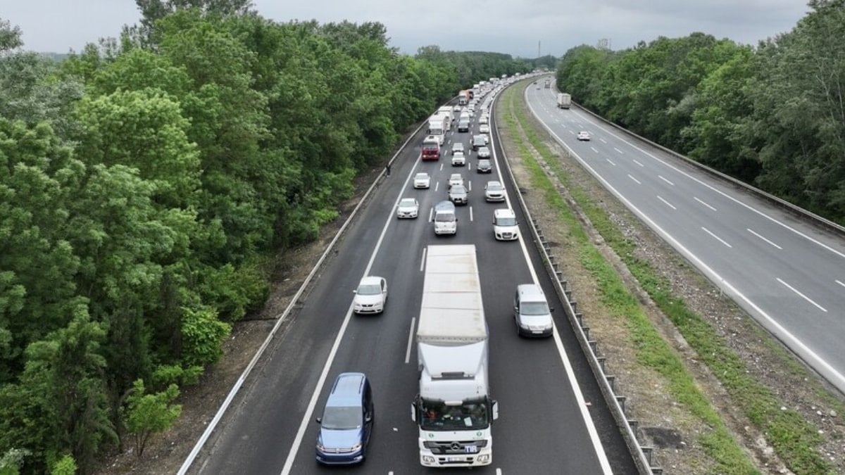 Sakarya, Kocaeli ve Düzce'de ağır tonajlı araçlara seyir yasağı
