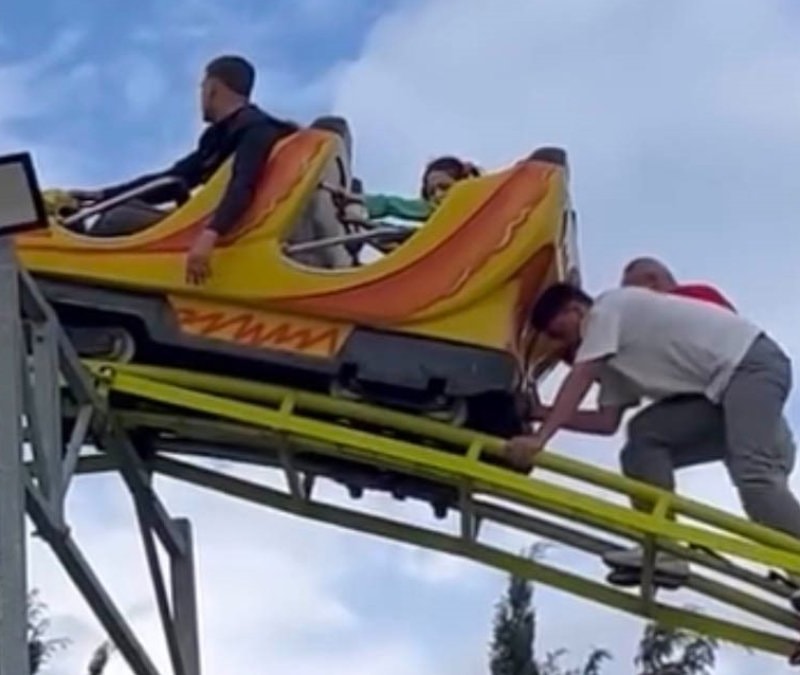 İzmir'de lunaparkta oyuncaklar peş peşe arızalandı