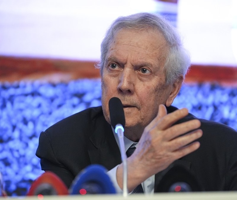 Nihat Özbağı'ndan Aziz Yıldırım'a: Stadyum benden şampiyonluk sizden!