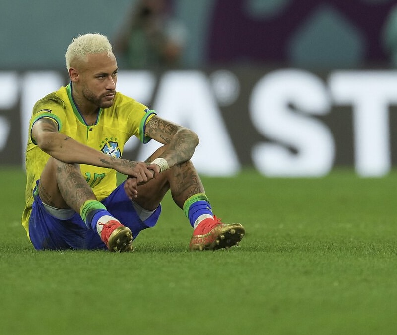 Brezilya'da Neymar belirsizliği! Dünya Kupası öncesi sakatlandı