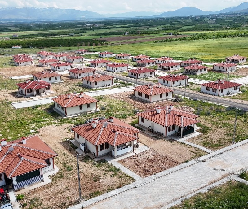 Malatya'da depremin yıktığı mahallenin sakinleri: Villa gibi evimiz var