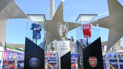 PSG ile Arsenal karşı karşıya! UEFA Şampiyonlar Ligi'nde final zamanı